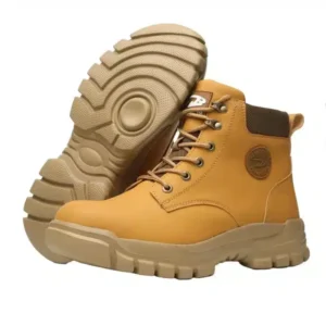 VThe Bulwark 515y work wear safety shoes protect against electrical hazards in industrial environments.
