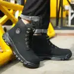 VThe Bulwark 515B work wear safety shoes protect against electrical hazards in industrial environments.